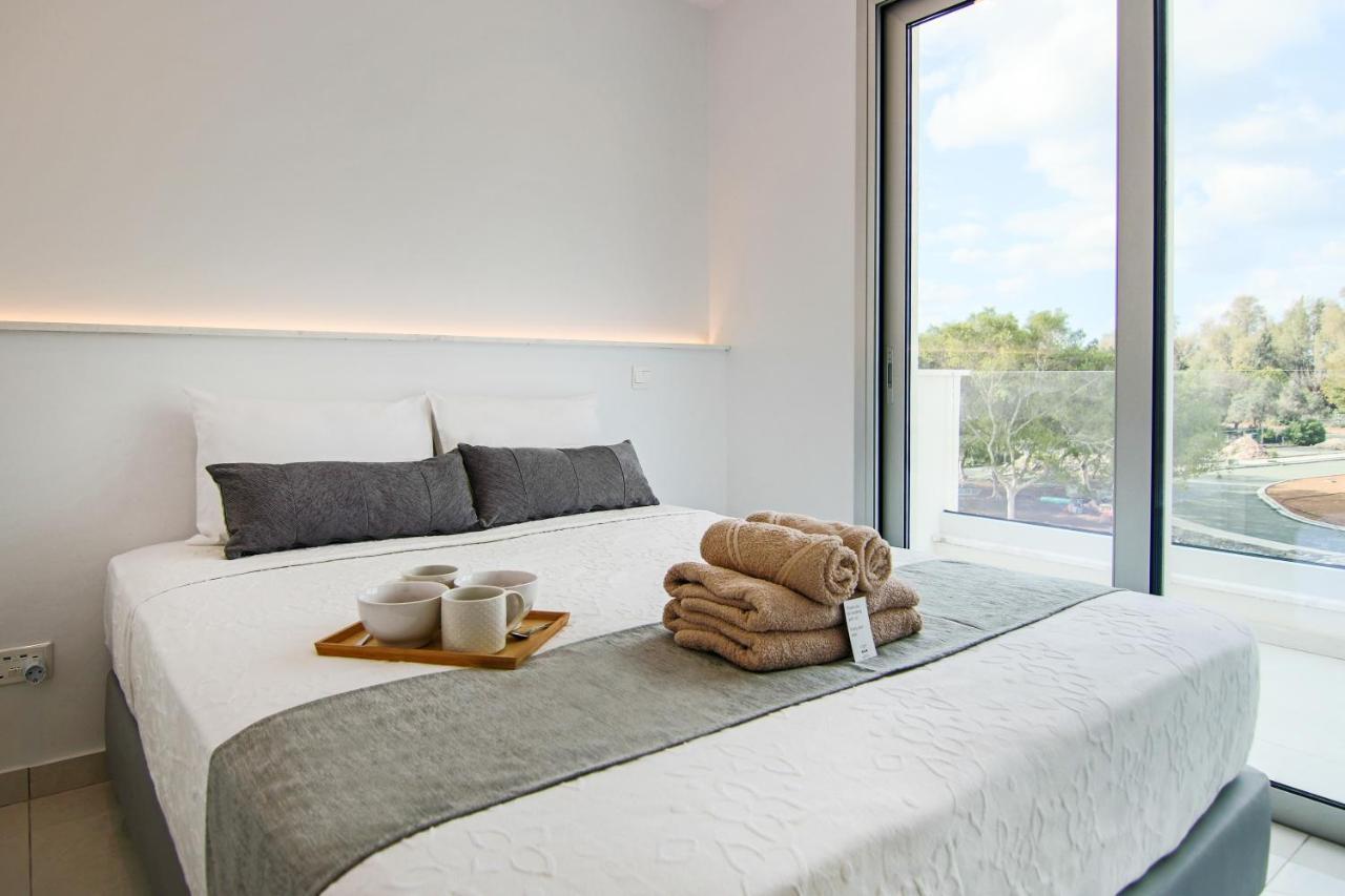 Phaedrus Living - Seaside Executive Flat Harbour 202 Leilighet Paphos Eksteriør bilde