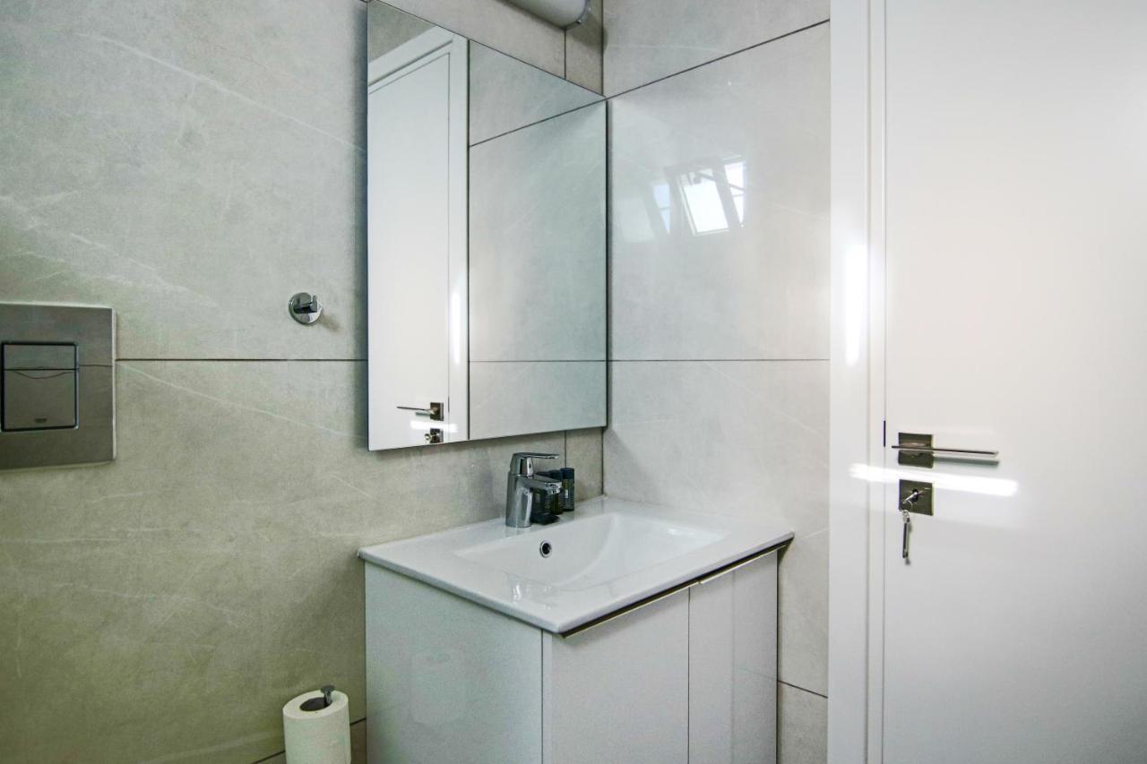 Phaedrus Living - Seaside Executive Flat Harbour 202 Leilighet Paphos Eksteriør bilde